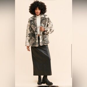 JAKKE Snake Print Rita Coat EUC